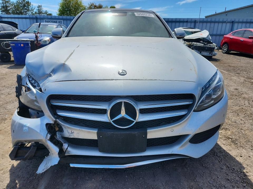 2017 Mercedes-benz C მანქანა იყიდება აუქციონზე, vin: 55SWF4KB3HU188104, აუქციონის ნომერი: 52600236