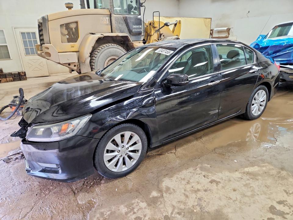 53407466 :رقم المزاد ، 1HGCR2F81FA091862 vin ، 2015 Honda Accord مزاد بيع
