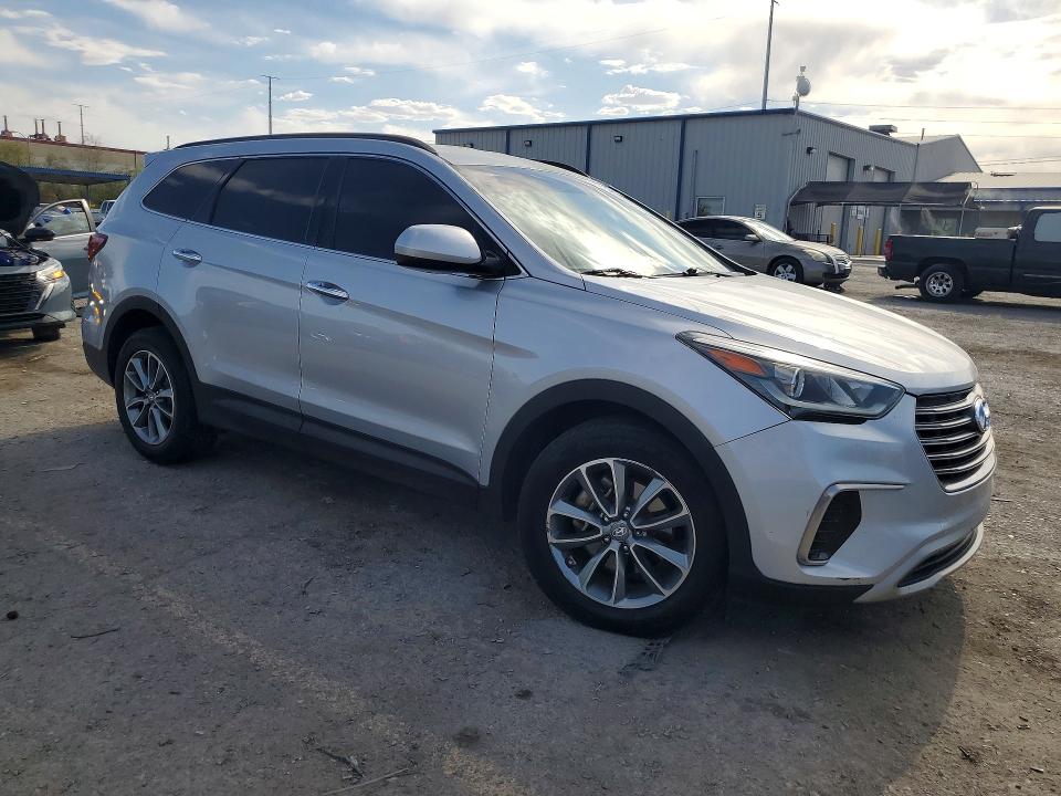 Продажа на аукционе авто 2017 Hyundai Santa Fe, vin: KM8SM4HF1HU187228, номер лота: 53607156