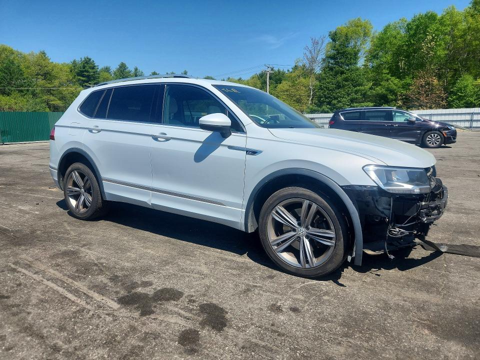 Продажа на аукционе авто 2019 Volkswagen Tiguan, vin: 3VV2B7AX5KM019877, номер лота: 53714236