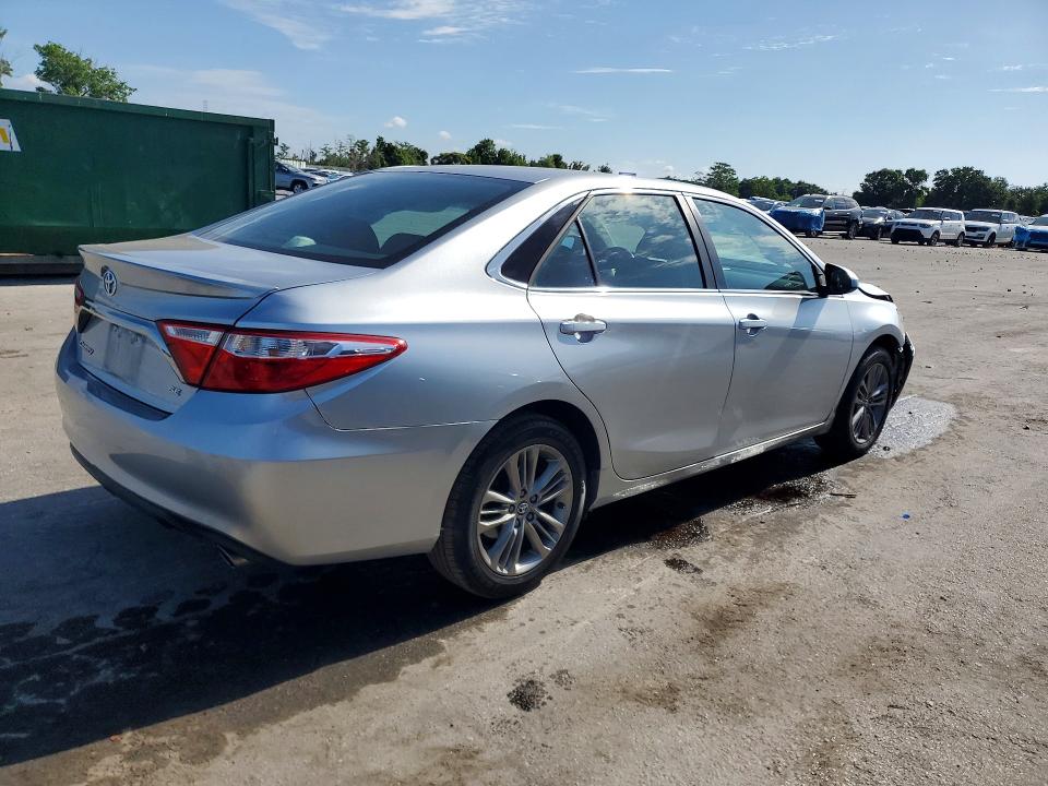 2017 Toyota Camry მანქანა იყიდება აუქციონზე, vin: 4T1BF1FK1HU763182, აუქციონის ნომერი: 51517086