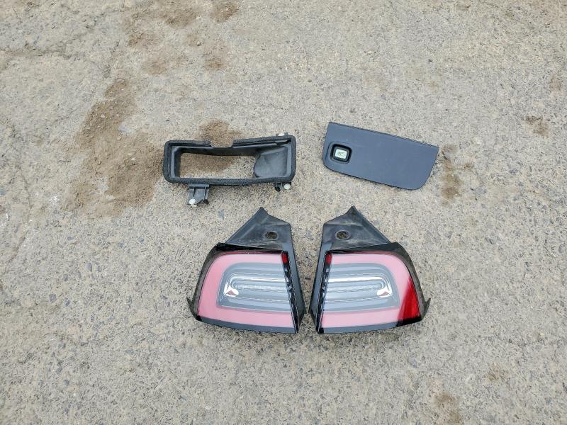 Продажа на аукционе авто 2021 Tesla Model 3, vin: 5YJ3E1EA3MF923473, номер лота: 52751336
