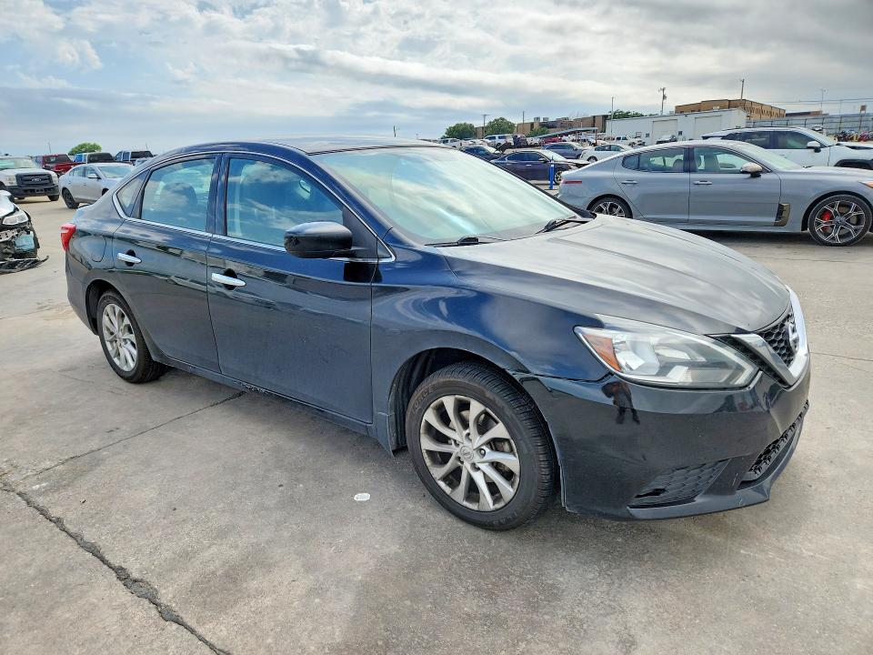 52395816 :رقم المزاد ، 3N1AB7AP3KY215712 vin ، 2019 Nissan Sentra مزاد بيع