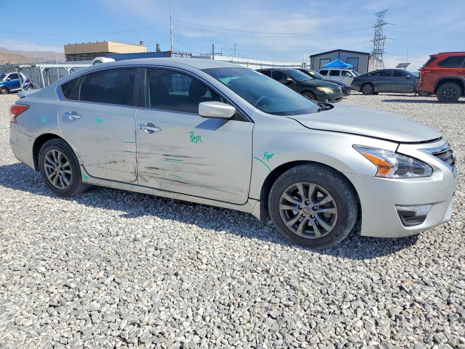 2015 Nissan Altima მანქანა იყიდება აუქციონზე, vin: 1N4AL3APXFC578838, აუქციონის ნომერი: 54703446
