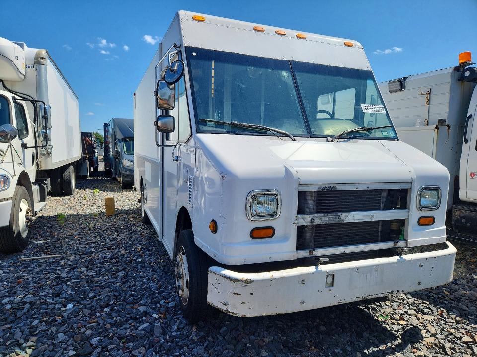 2004 Freightliner Chassis მანქანა იყიდება აუქციონზე, vin: 4UZAANBW74CN46567, აუქციონის ნომერი: 53050586