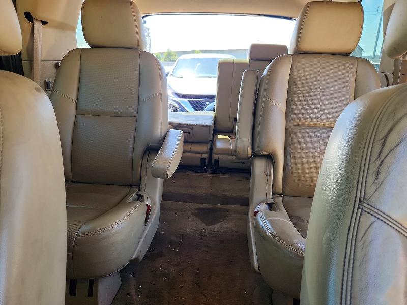 51919606 :رقم المزاد ، 1GNSKCE08BR138923 vin ، 2011 Chevrolet Tahoe مزاد بيع