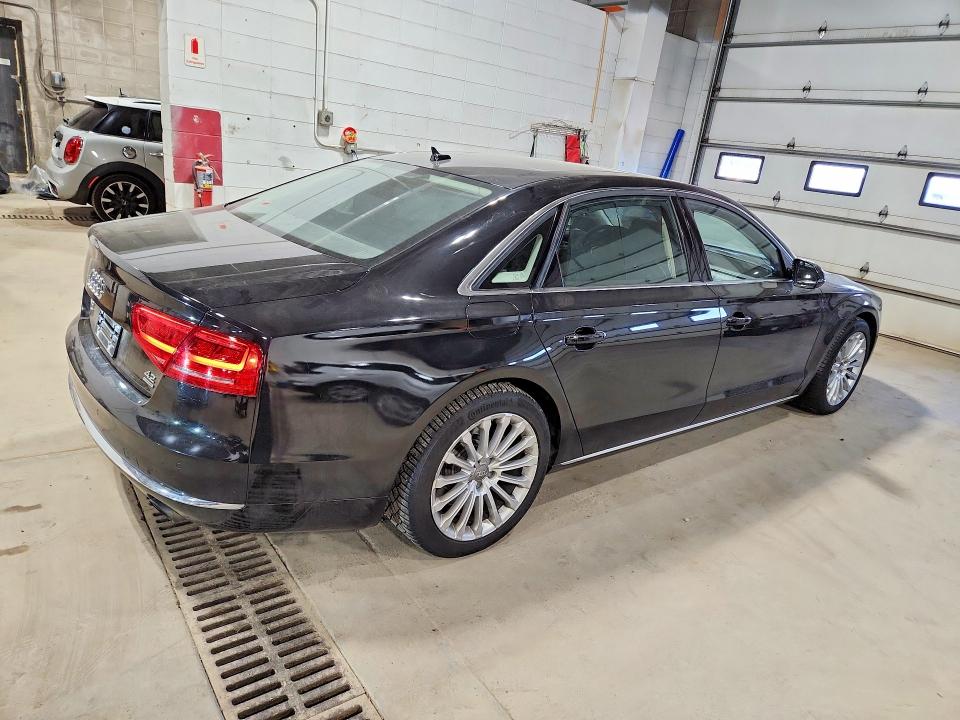 2012 Audi A8 მანქანა იყიდება აუქციონზე, vin: WAURVAFD1CN028662, აუქციონის ნომერი: 51778246