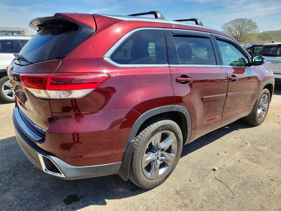 2017 Toyota Highlander მანქანა იყიდება აუქციონზე, vin: 5TDDZRFH3HS453238, აუქციონის ნომერი: 52329536