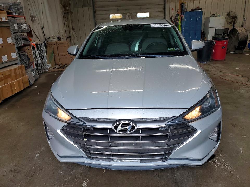 2020 Hyundai Elantra მანქანა იყიდება აუქციონზე, vin: 5NPD74LF3LH529583, აუქციონის ნომერი: 54848306