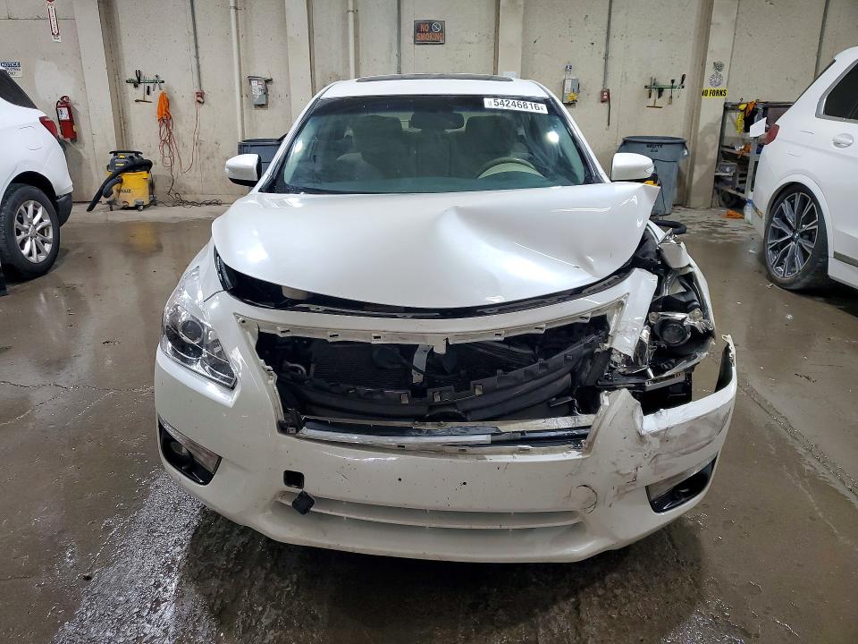 2013 Nissan Altima მანქანა იყიდება აუქციონზე, vin: 1N4AL3AP3DC194042, აუქციონის ნომერი: 54246816