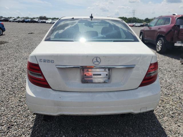 Продажа на аукционе авто 2012 Mercedes-benz C, vin: WDDGF4HBXCR203302, номер лота: 52122836