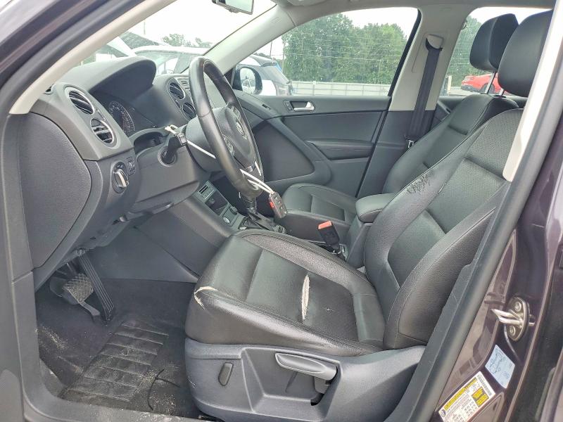 2016 Volkswagen Tiguan მანქანა იყიდება აუქციონზე, vin: WVGAV7AXXGW595386, აუქციონის ნომერი: 55118006