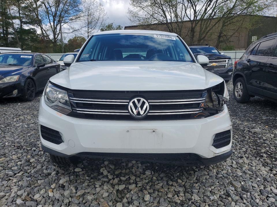 51944086 :رقم المزاد ، WVGBV3AX1EW564957 vin ، 2014 Volkswagen Tiguan مزاد بيع
