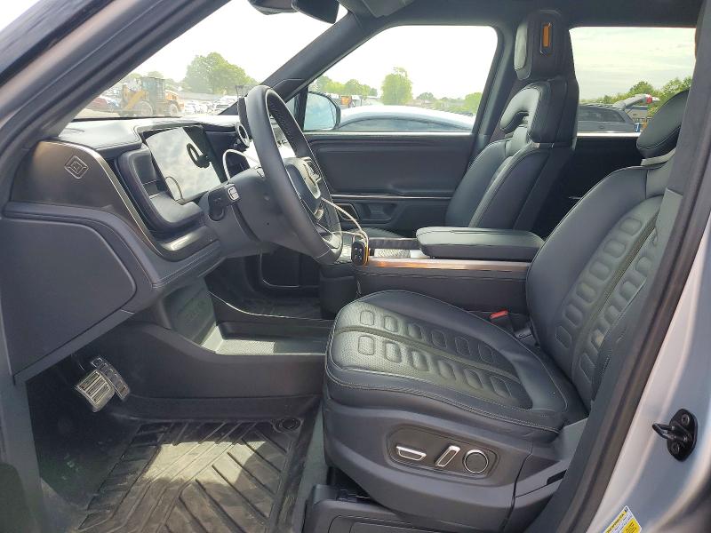 52098546 :رقم المزاد ، 7PDSGABA3RN034071 vin ، 2024 Rivian R1s مزاد بيع