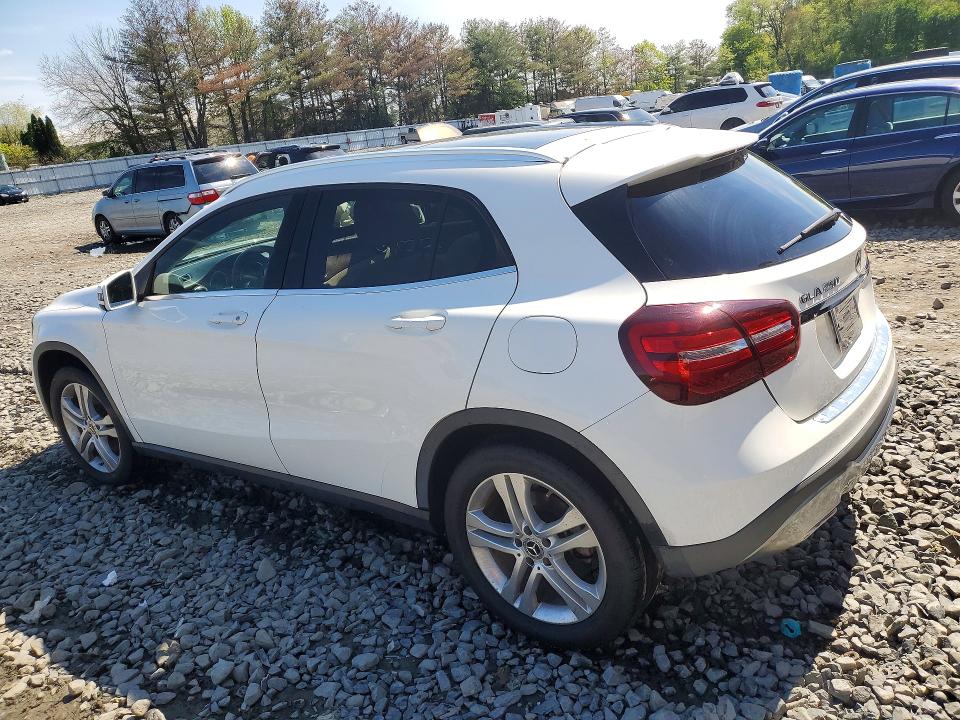 51976016 :رقم المزاد ، WDCTG4GB4JJ491024 vin ، 2018 Mercedes-benz Gla مزاد بيع