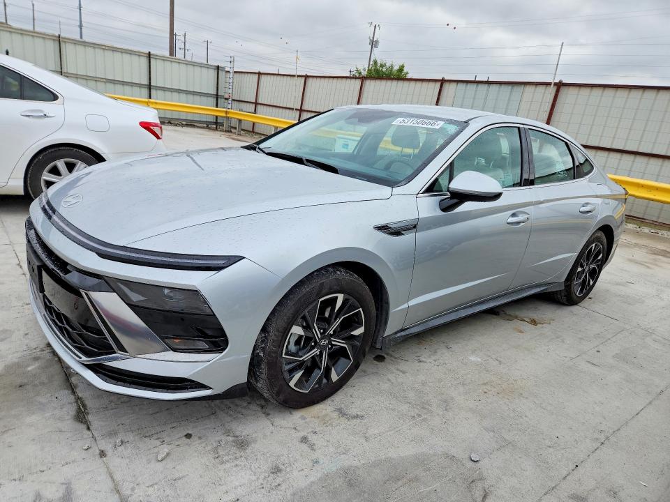 2025 Hyundai Sonata მანქანა იყიდება აუქციონზე, vin: KMHL64JA8SA452541, აუქციონის ნომერი: 53150666