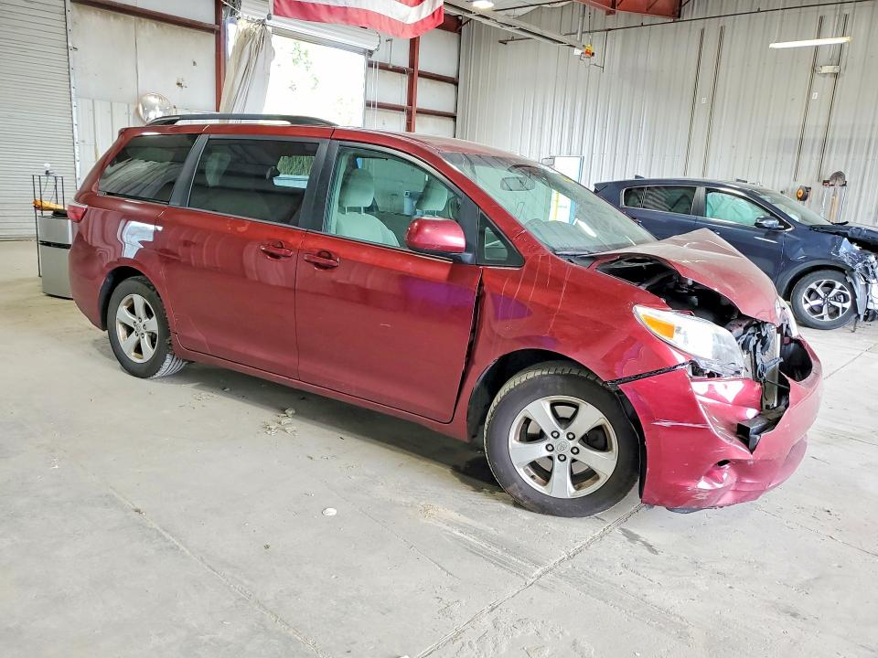 Aukcja sprzedaży 2015 Toyota Sienna, vin: 5TDKK3DC2FS689053, numer aukcji: 54227396