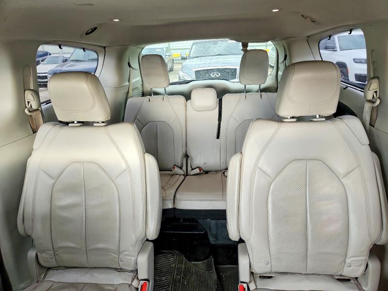 54147456 :رقم المزاد ، 2C4RC1EG0JR321702 vin ، 2018 Chrysler Pacifica مزاد بيع