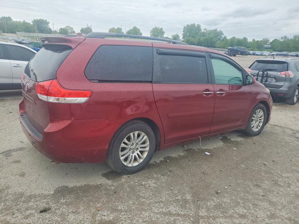 Продажа на аукционе авто 2013 Toyota Sienna, vin: 5TDYK3DC7DS359352, номер лота: 52395036