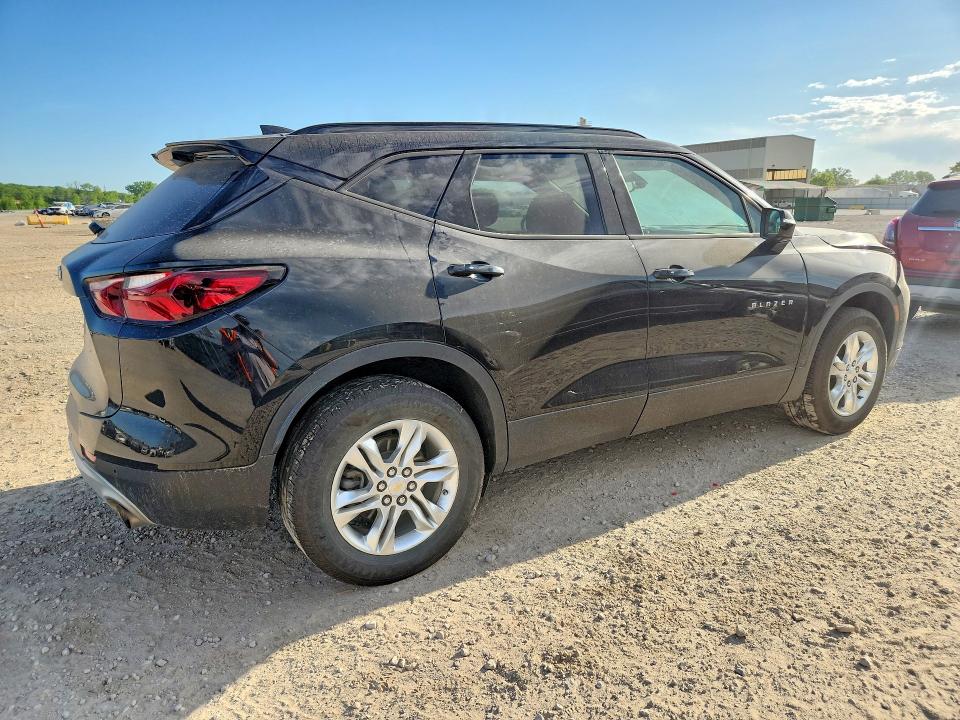 52162686 :رقم المزاد ، 3GNKBCRS8MS547001 vin ، 2021 Chevrolet Blazer مزاد بيع