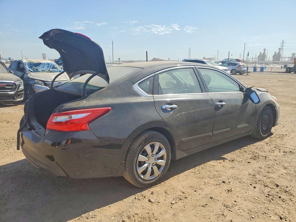 2016 Nissan Altima მანქანა იყიდება აუქციონზე, vin: 1N4AL3AP2GC161585, აუქციონის ნომერი: 52030886