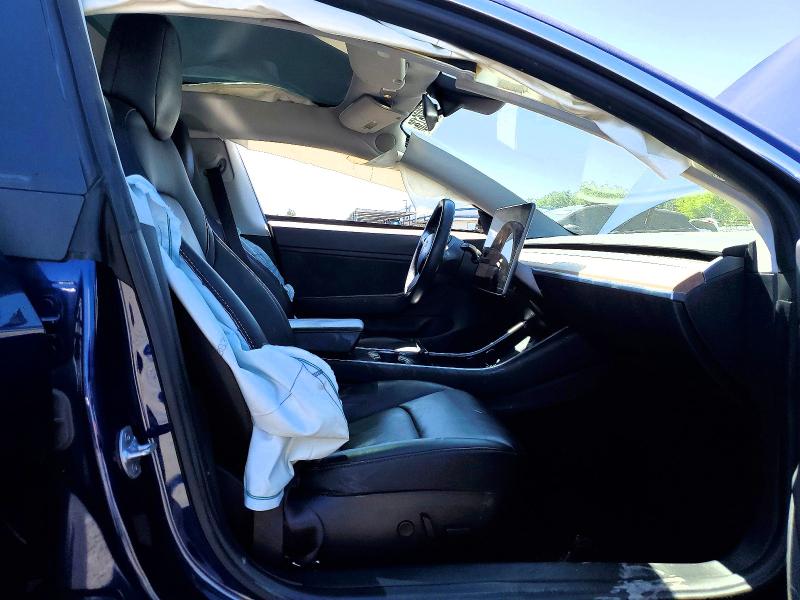 2018 Tesla Model 3 მანქანა იყიდება აუქციონზე, vin: 5YJ3E1EB5JF083989, აუქციონის ნომერი: 53936136