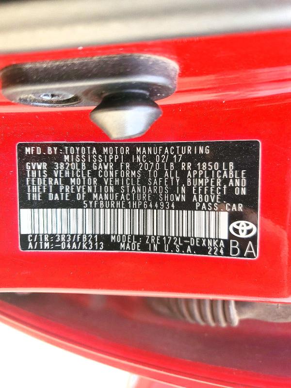 52712976 :رقم المزاد ، 5YFBURHE1HP644934 vin ، 2017 Toyota Corolla مزاد بيع