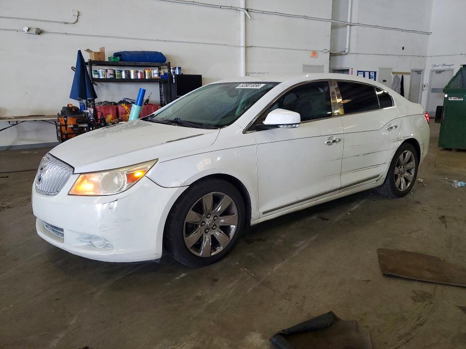 52801856 :رقم المزاد ، 1G4GC5GD2BF114475 vin ، 2011 Buick Lacrosse مزاد بيع