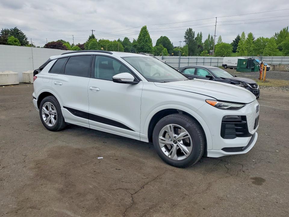 Продаж на аукціоні авто 2025 Audi Q6 E-tron, vin: WA112BGF9SA021196, номер лоту: 52463586