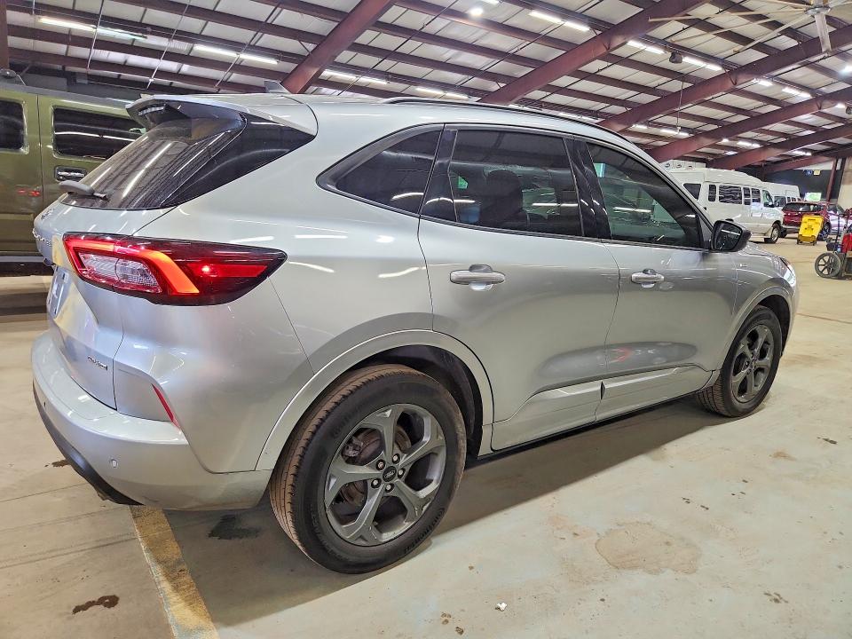54391386 :رقم المزاد ، 1FMCU9MN5PUA64531 vin ، 2023 Ford Escape مزاد بيع