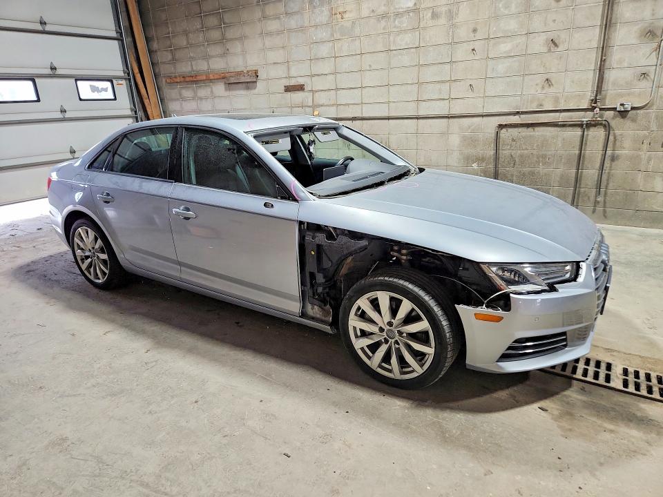 Продажа на аукционе авто 2017 Audi A4, vin: WAUANAF43HN002777, номер лота: 54697506