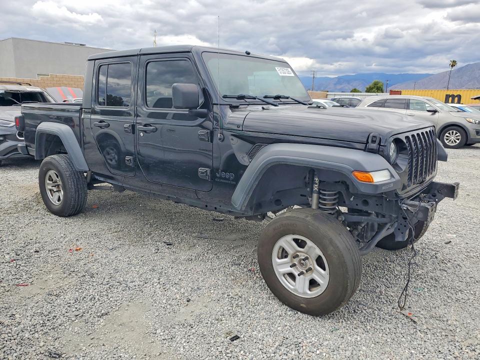 51357326 :رقم المزاد ، 1C6HJTAG0LL206376 vin ، 2020 Jeep Gladiator مزاد بيع