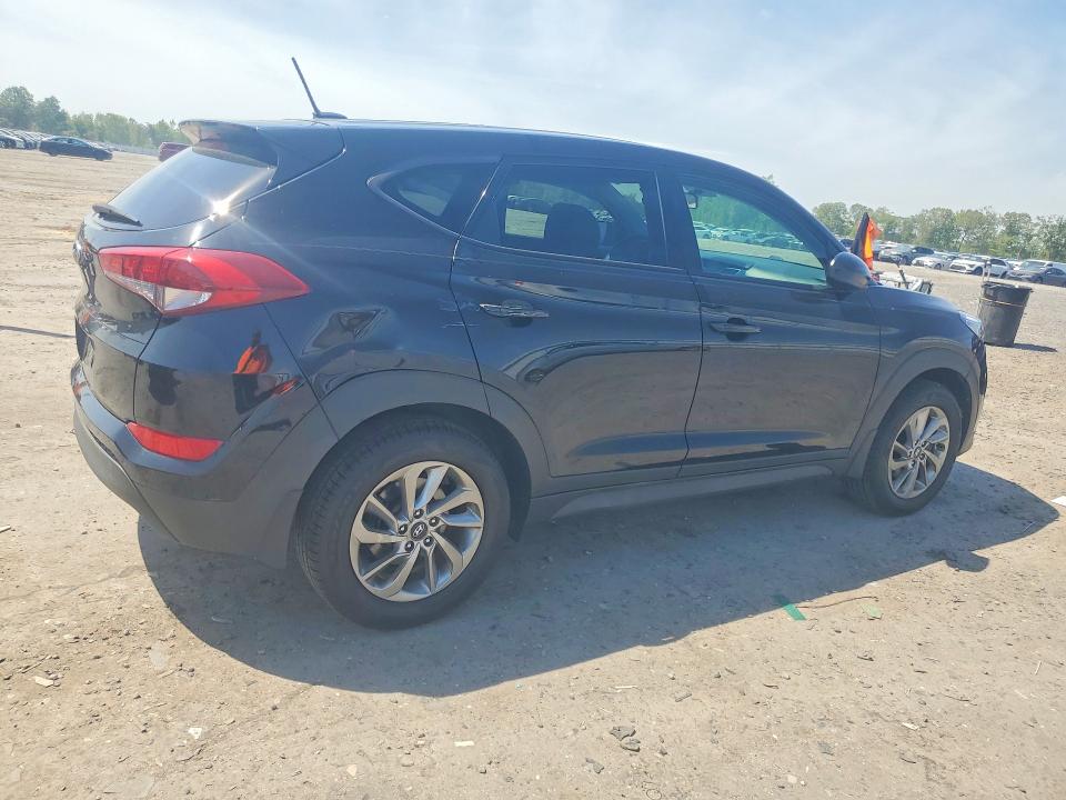51251376 :رقم المزاد ، KM8J23A4XHU464771 vin ، 2017 Hyundai Tucson مزاد بيع