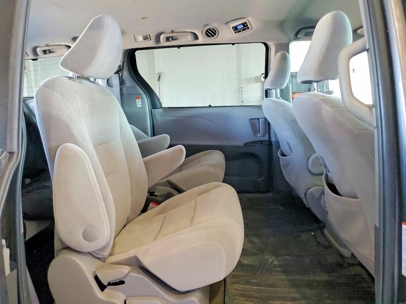 Продажа на аукционе авто 2017 Toyota Sienna, vin: 5TDJZ3DC6HS178309, номер лота: 53702326
