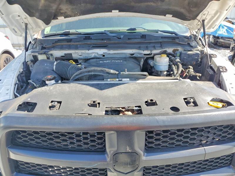 52654836 :رقم المزاد ، 3C7WR5HJ0JG333888 vin ، 2018 Ram 2500 مزاد بيع