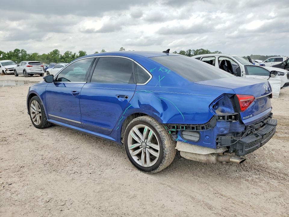 52417866 :رقم المزاد ، 1VWCT7A3XHC062910 vin ، 2017 Volkswagen Passat مزاد بيع