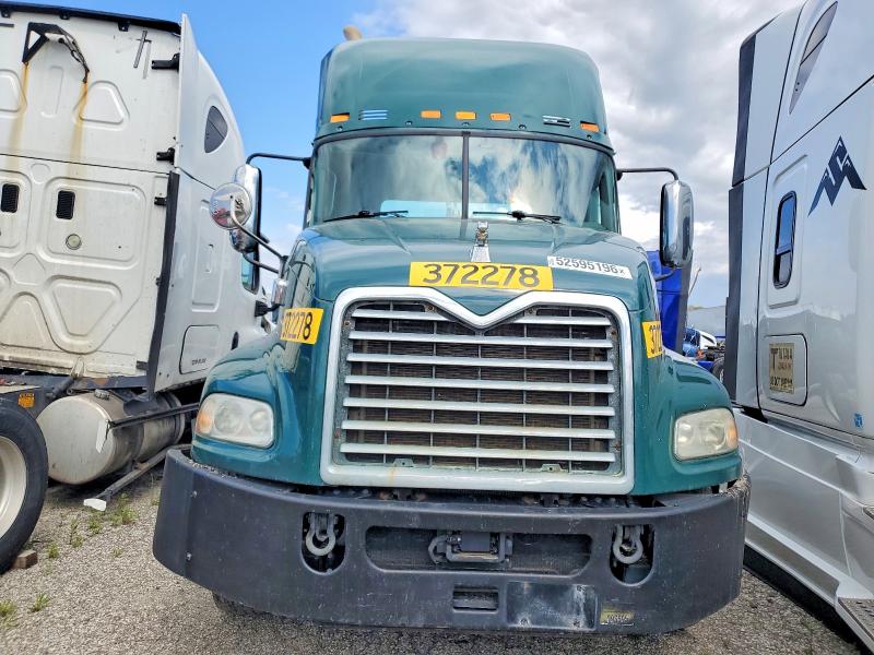 52595196 :رقم المزاد ، 1M1AW01X1JM010609 vin ، 2018 Mack 600 مزاد بيع
