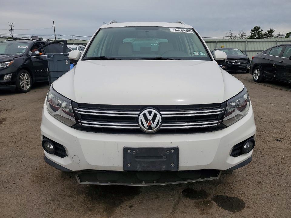 2013 Volkswagen Tiguan მანქანა იყიდება აუქციონზე, vin: WVGBV3AX9DW607830, აუქციონის ნომერი: 53264886