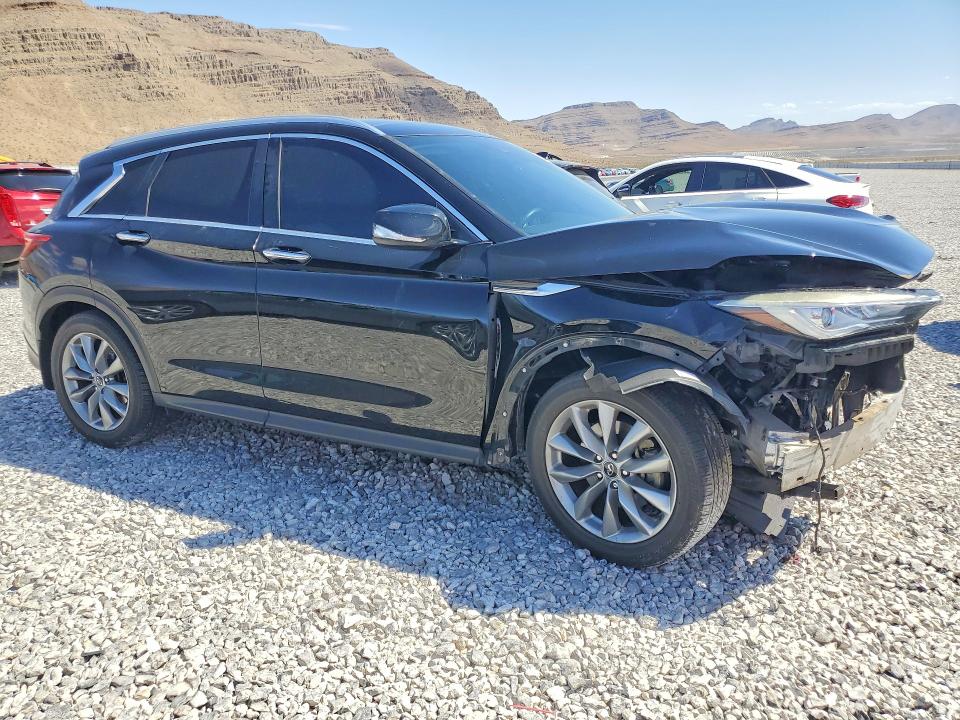 54717026 :رقم المزاد ، 3PCAJ5M14KF136766 vin ، 2019 Infiniti Qx50 مزاد بيع
