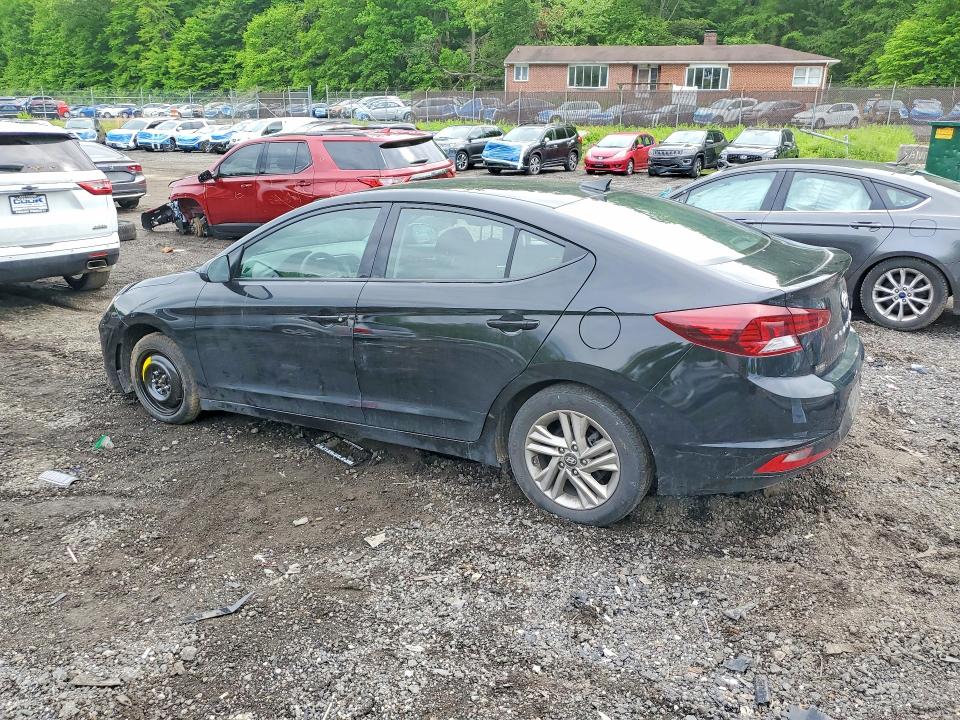 52524756 :رقم المزاد ، 5NPD84LF4KH443954 vin ، 2019 Hyundai Elantra مزاد بيع