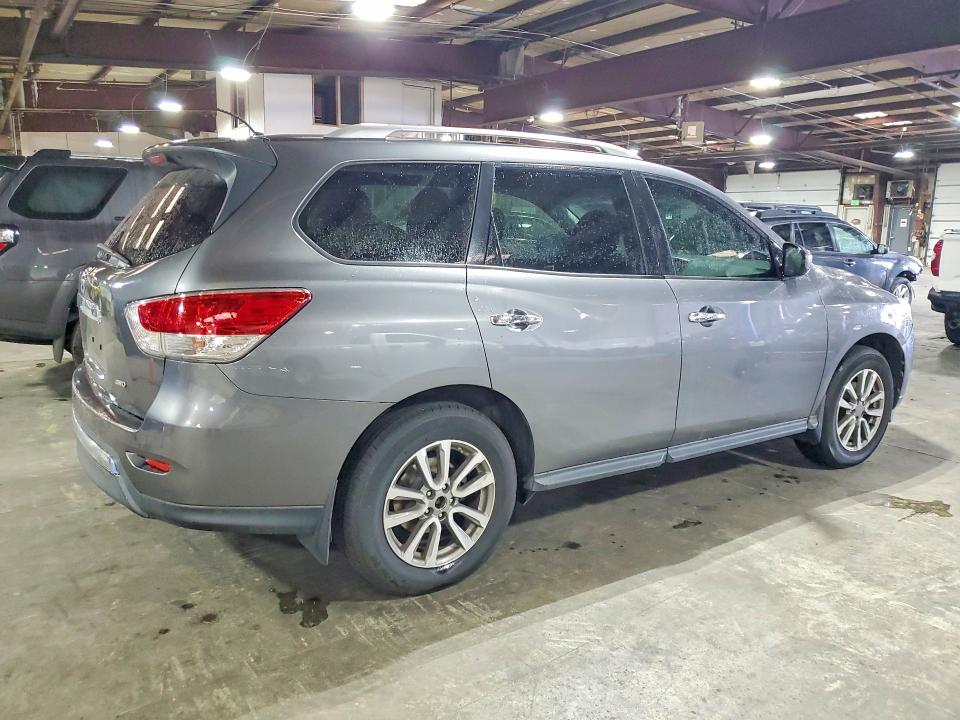 Продажа на аукционе авто 2015 Nissan Pathfinder, vin: 5N1AR2MM0FC699779, номер лота: 52434386