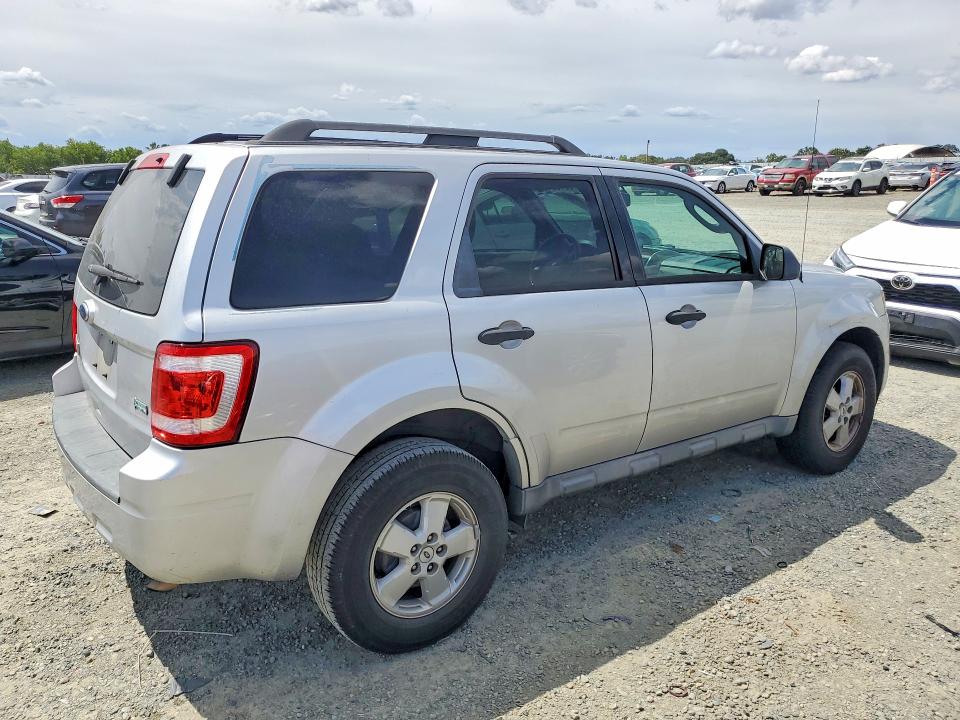 Продаж на аукціоні авто 2010 Ford Escape, vin: 1FMCU0DG5AKC95154, номер лоту: 55100456
