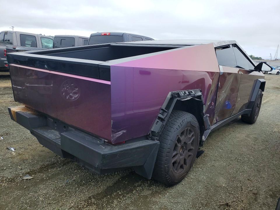 52414996 :رقم المزاد ، 7G2CEHED6RA001803 vin ، 2024 Tesla Cybertruck مزاد بيع