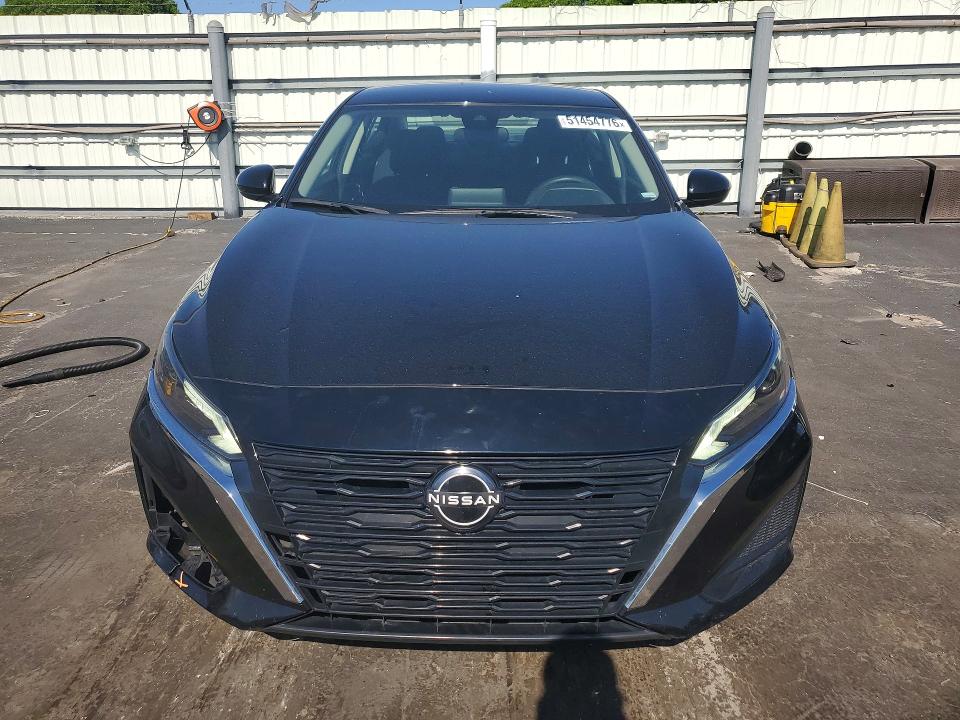 51454776 :رقم المزاد ، 1N4BL4DV5PN371350 vin ، 2023 Nissan Altima مزاد بيع