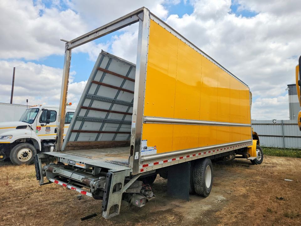 52959146 :رقم المزاد ، 3ALACWFC5PDNT2768 vin ، 2023 Freightliner M2 مزاد بيع