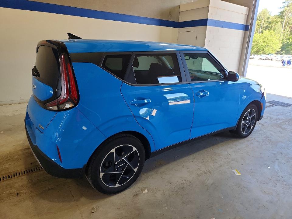 55306216 :رقم المزاد ، KNDJ33AU2R7221263 vin ، 2024 Kia Soul مزاد بيع