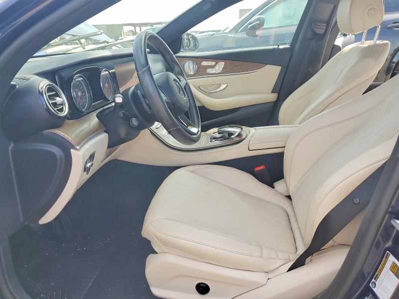 52723946 :رقم المزاد ، WDDZF4JB0JA395778 vin ، 2018 Mercedes-benz E مزاد بيع