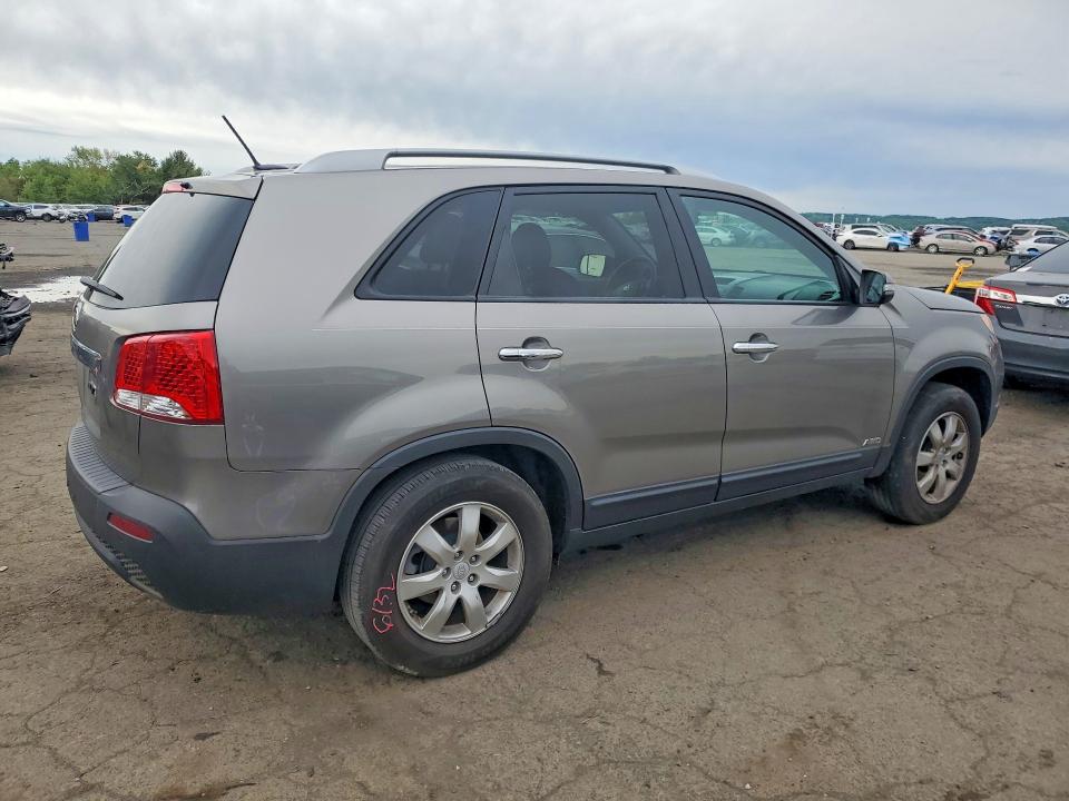 53169056 :رقم المزاد ، 5XYKTDA26CG205649 vin ، 2012 Kia Sorento مزاد بيع