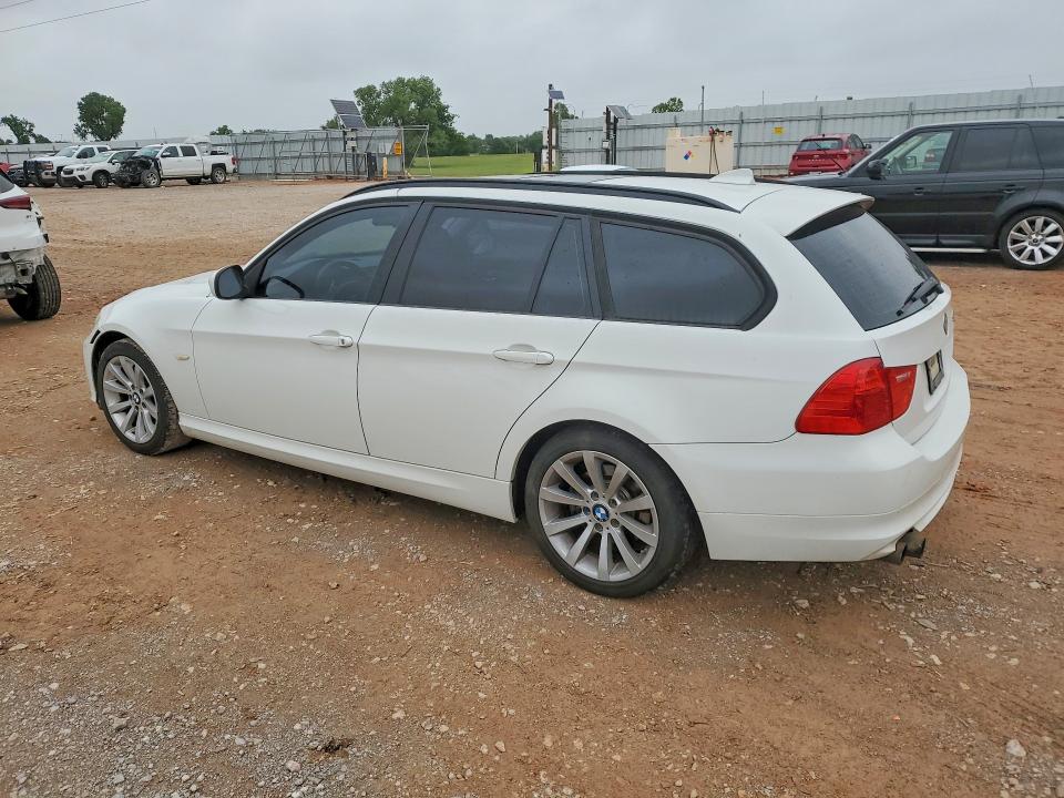 54057446 :رقم المزاد ، WBAUT9C5XCA192379 vin ، 2012 Bmw 328 مزاد بيع