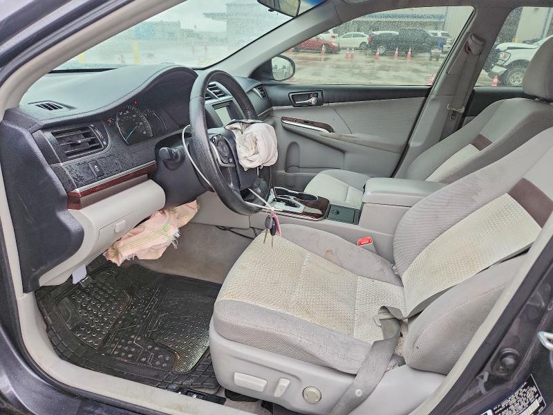 54487106 :رقم المزاد ، 4T4BF1FK1CR215715 vin ، 2012 Toyota Camry مزاد بيع